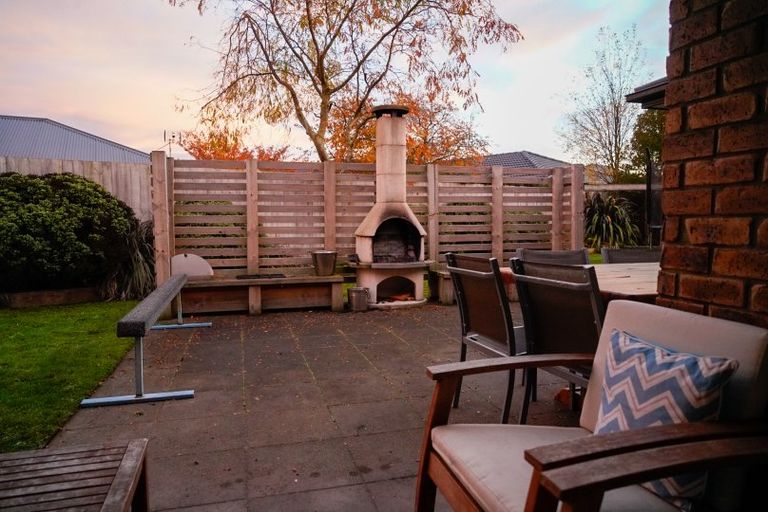 Photo of property in 19 Kohi Drive, Parklands, Christchurch, 8083