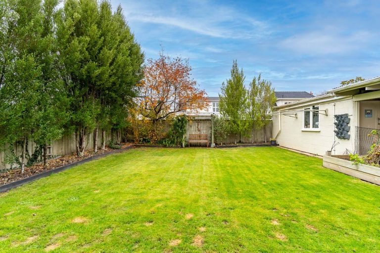 Photo of property in 16 Wycolla Avenue, Saint Clair, Dunedin, 9012