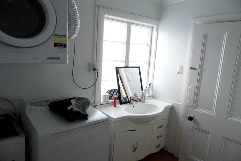 Photo of property in 16 Hyde Street, North Dunedin, Dunedin, 9016