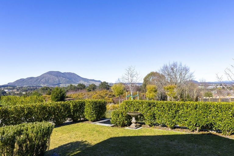 Photo of property in 6 Sorrento Drive, Rangatira Park, Taupo, 3330