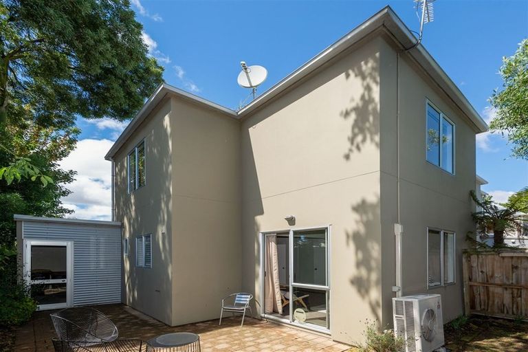 Photo of property in 1/9 Domett Street, Waltham, Christchurch, 8023