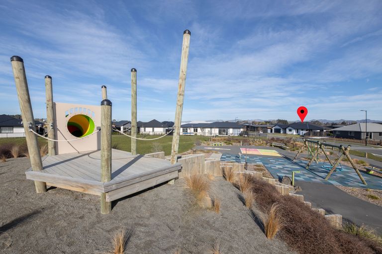 Photo of property in 12 Wandle Street, Marshland, Christchurch, 8083