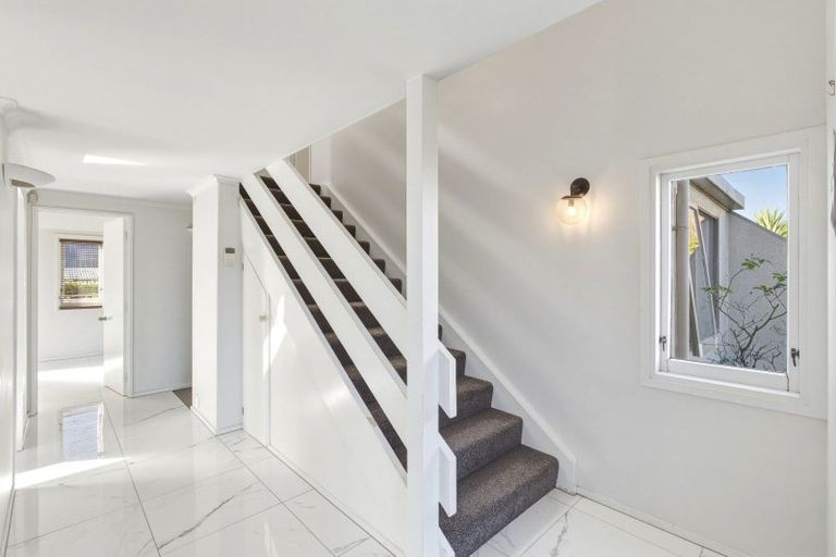 Photo of property in 6 Aiken Road, Saint Johns Hill, Whanganui, 4501