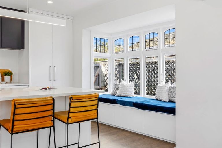 Photo of property in 2/151 Idris Road, Strowan, Christchurch, 8052