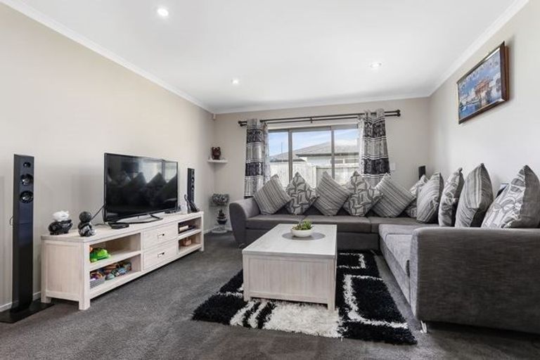 Photo of property in 4 Kaki Lane, Takanini, 2112