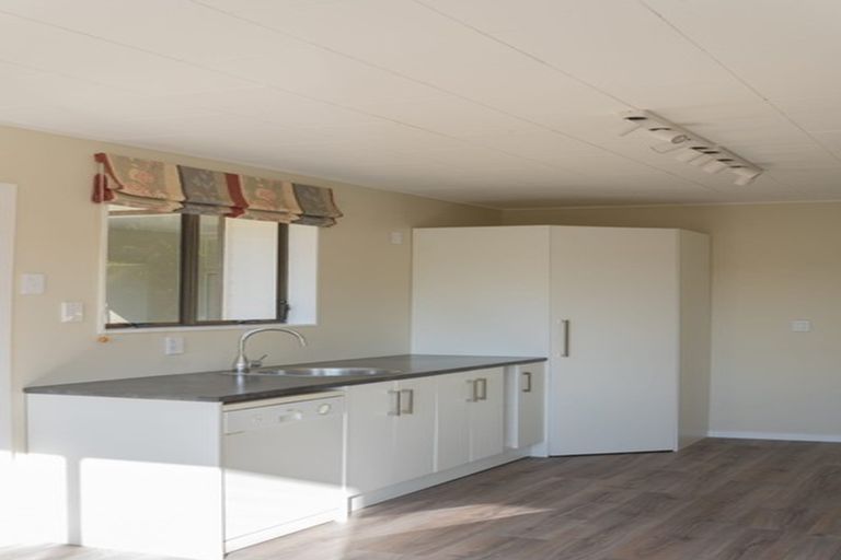 Photo of property in 105b Kamahi Street, Stokes Valley, Lower Hutt, 5019