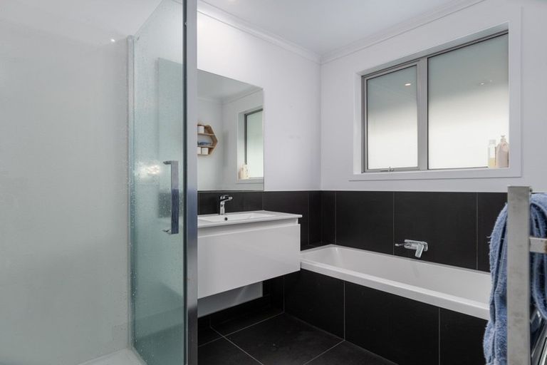 Photo of property in 15 Bryan Gallagher Place, Welcome Bay, Tauranga, 3175