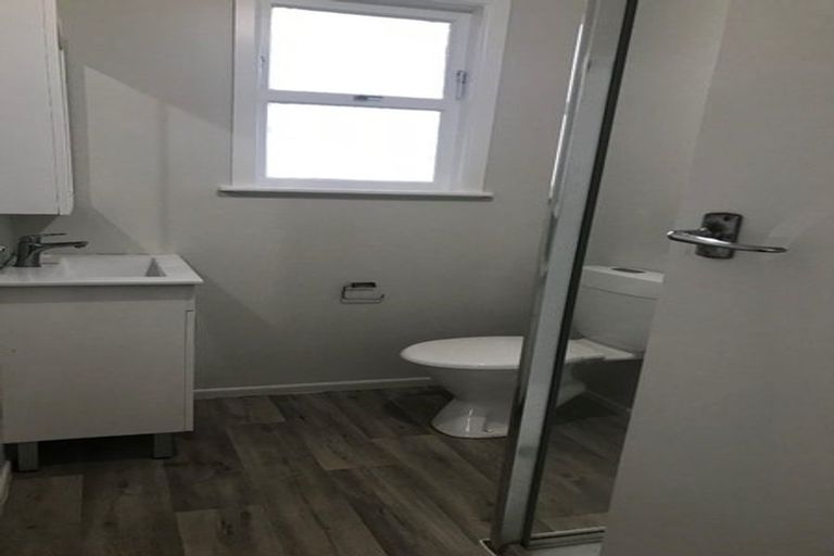 Photo of property in 1/42-44 Opaheke Road, Opaheke, Papakura, 2113