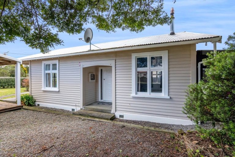 Photo of property in 13 Page Street, Stratford, 4332