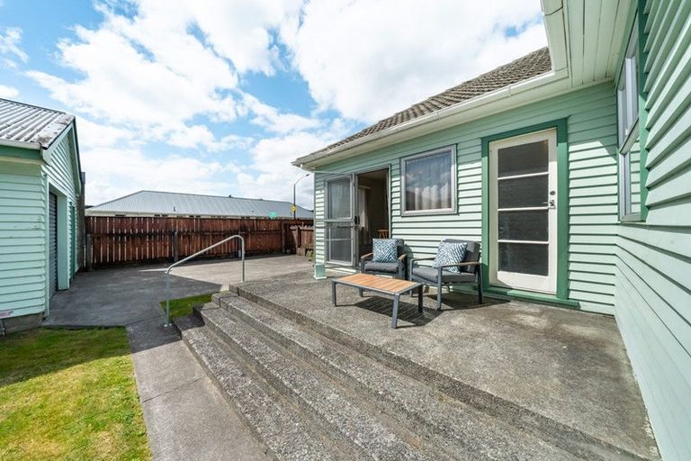 Photo of property in 16 Kiln Street, Silverstream, Upper Hutt, 5019