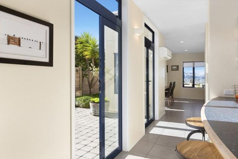 Photo of property in 20a Motu Street, Saint Clair, Dunedin, 9012