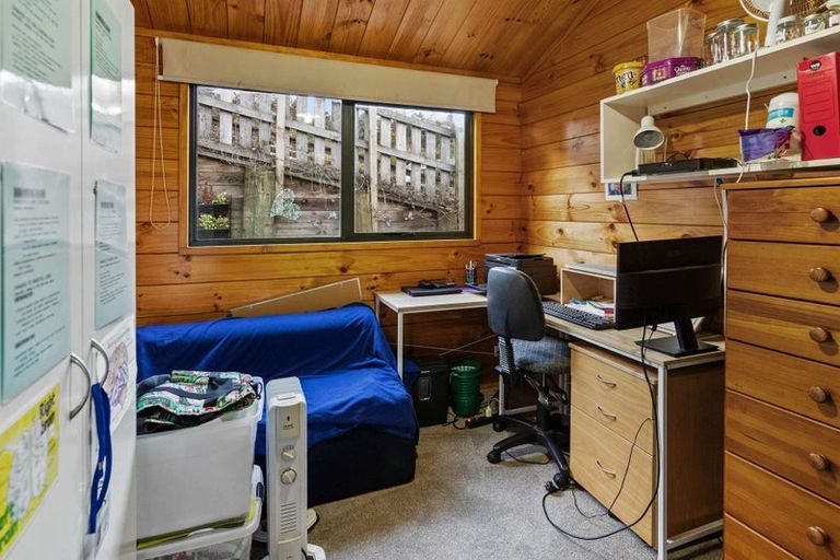 Photo of property in 6a Edward Street, Western Heights, Rotorua, 3015