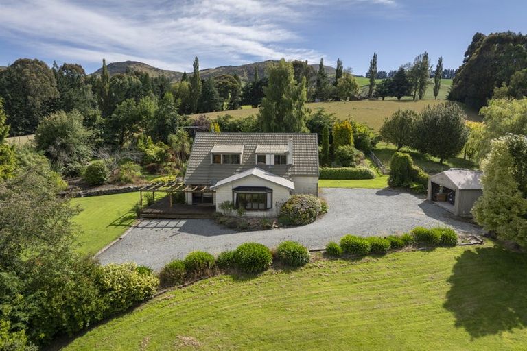 Photo of property in 72 Bush Street, Lumsden, 9730