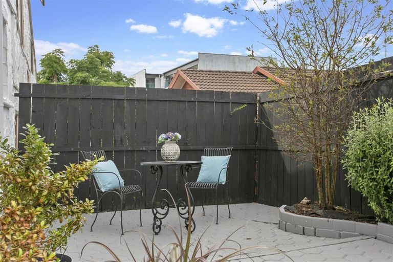 Photo of property in 4/8 Wood Street, Papakura, 2110