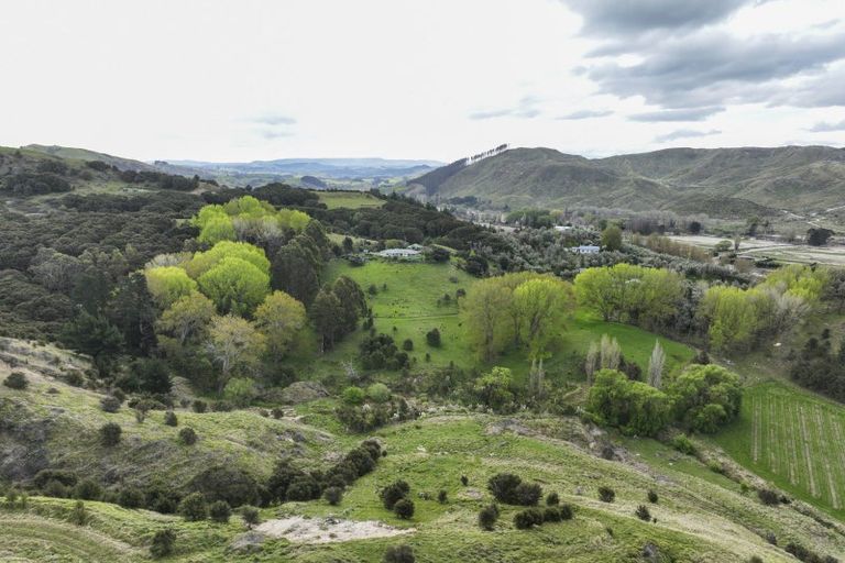 Photo of property in 401 State Highway 5, Eskdale, Napier, 4182