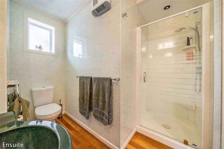 Photo of property in 4 Burns Grove, Trentham, Upper Hutt, 5018