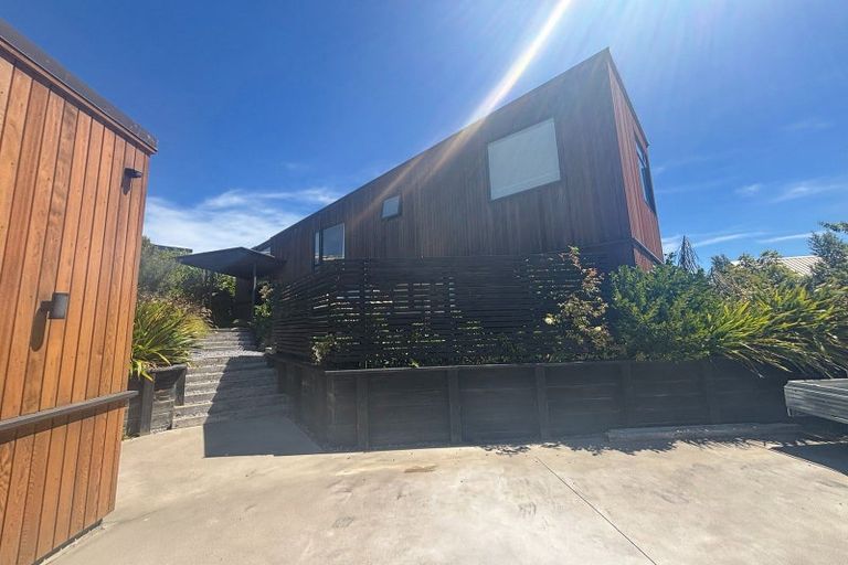 Photo of property in 10 Dove Grove, Westmorland, Christchurch, 8025