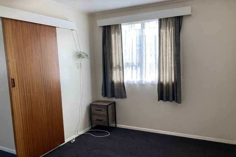 Photo of property in 1/93 Waikawa Road, Picton, 7220