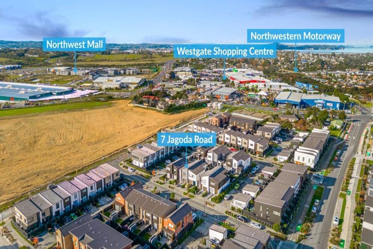 Photo of property in 7 Jagoda Road, Westgate, Auckland, 0614
