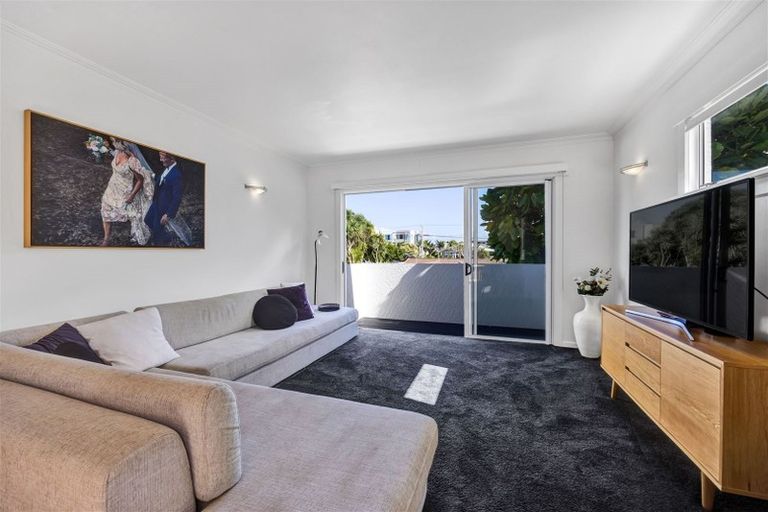 Photo of property in 26 Mclean Street, Strandon, New Plymouth, 4312