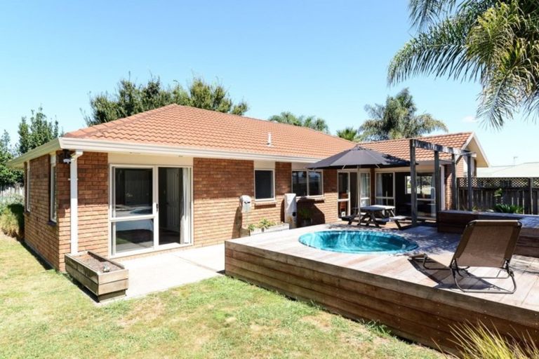 Photo of property in 67 Spinnaker Drive, Flagstaff, Hamilton, 3210