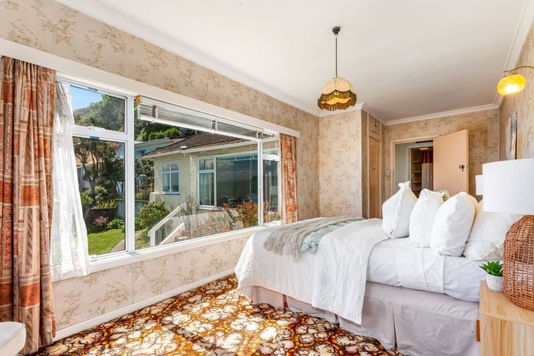 Photo of property in 17 Moana Road, Plimmerton, Porirua, 5026