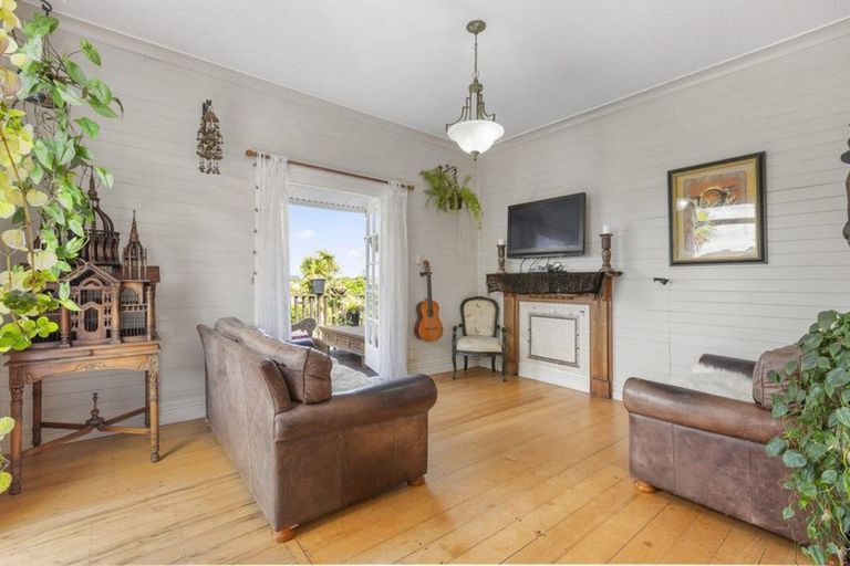 Photo of property in 23 Main Road, Raglan, 3225