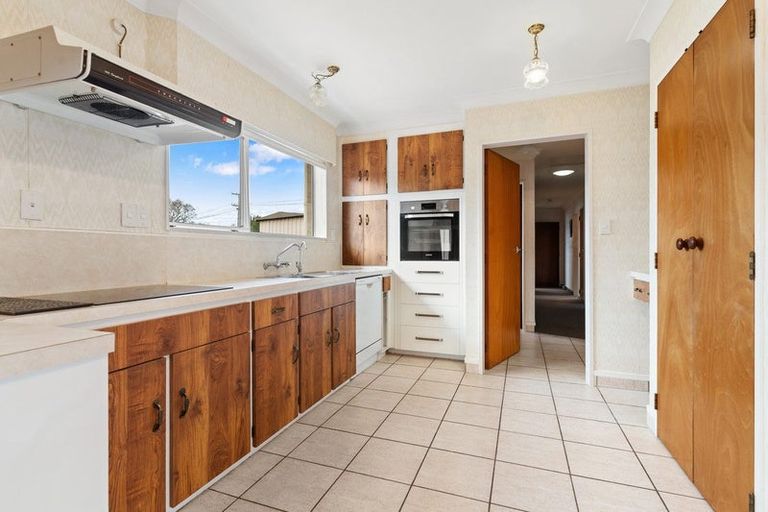 Photo of property in 65 Park Road, Carterton, 5713