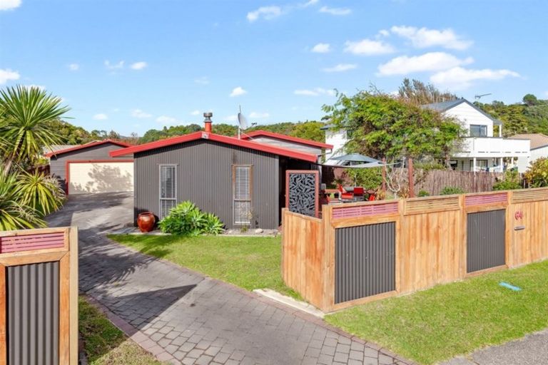 Photo of property in 64 Harbour Road, Ohope, 3121