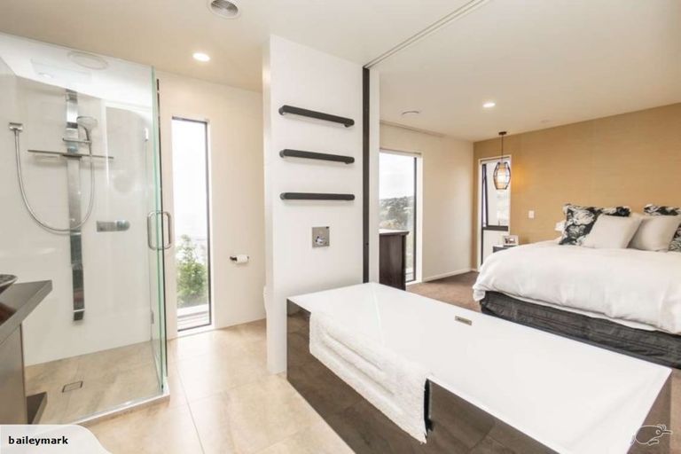 Photo of property in 109c Moncks Spur Road, Redcliffs, Christchurch, 8081