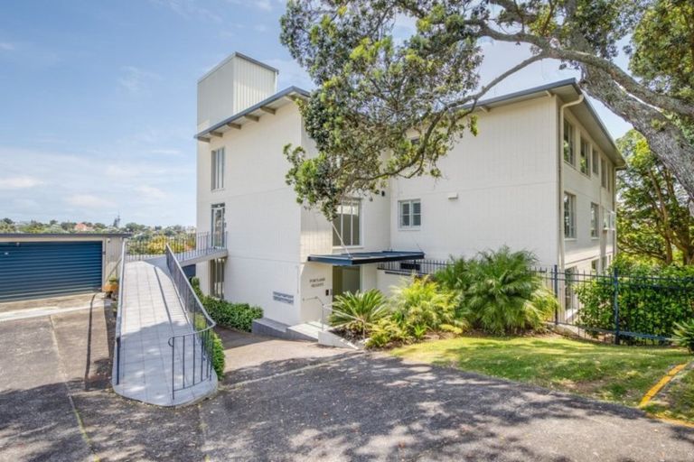 Photo of property in 4/14 Portland Road, Remuera, Auckland, 1050
