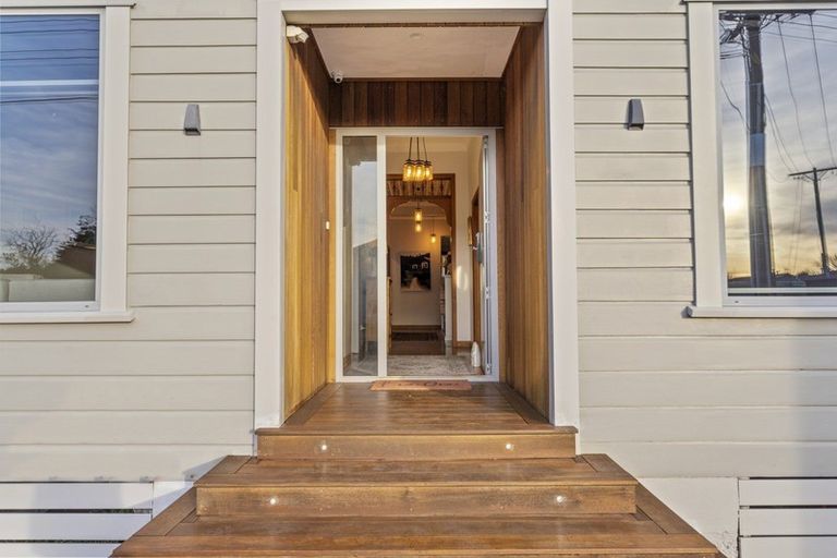 Photo of property in 7 Massey Street, Westown, New Plymouth, 4310