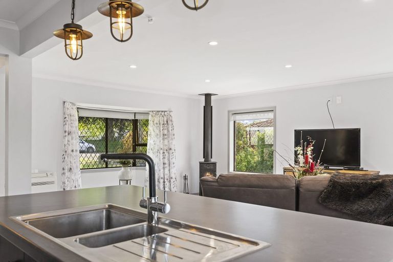 Photo of property in 24 Hilton Road, Lynmore, Rotorua, 3010