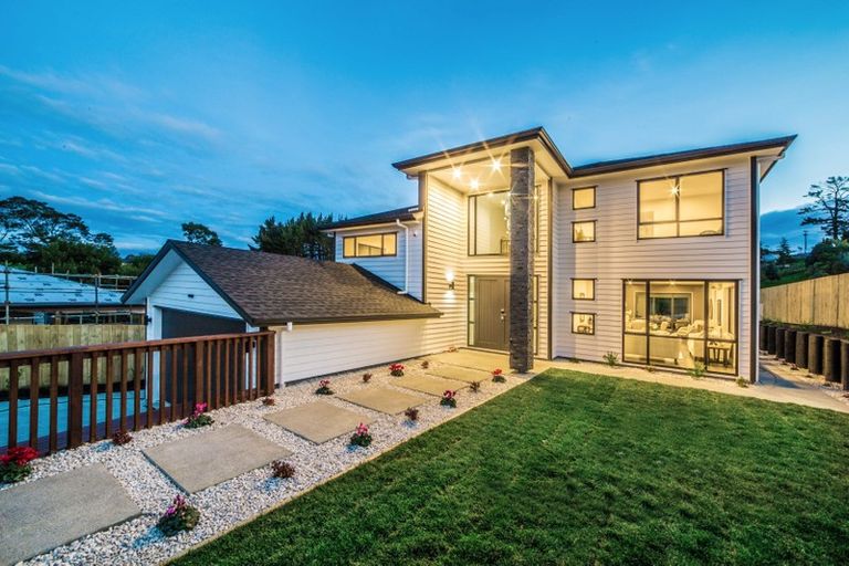 Photo of property in 13 Paitry Place, Swanson, Auckland, 0614