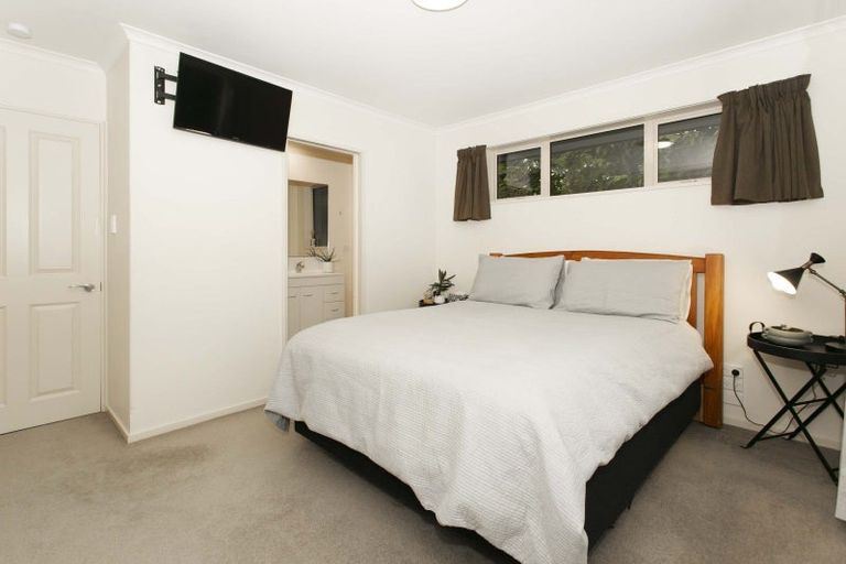 Photo of property in 28 Johnstone Street, Tinwald, Ashburton, 7700