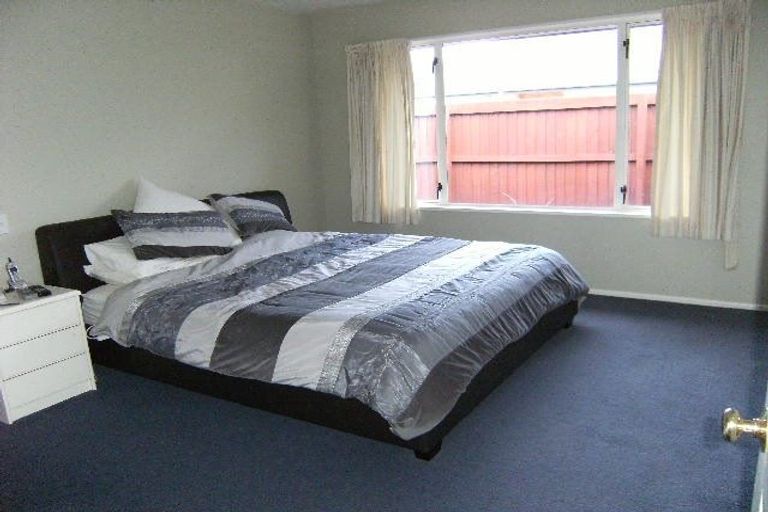 Photo of property in 25 Broadhaven Avenue, Parklands, Christchurch, 8083