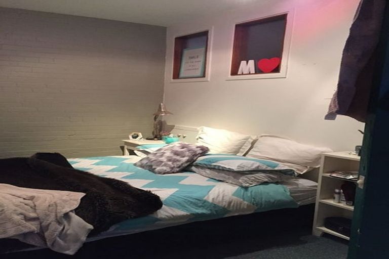 Photo of property in 8 Vogel Street, Dunedin Central, Dunedin, 9016