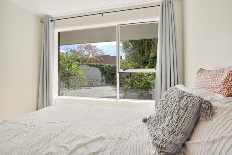 Photo of property in 2/38a Greers Road, Burnside, Christchurch, 8041