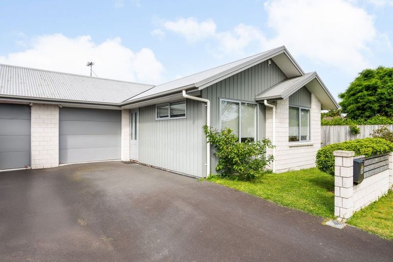 Photo of property in 30b Forsyth Street, St Andrews, Hamilton, 3200