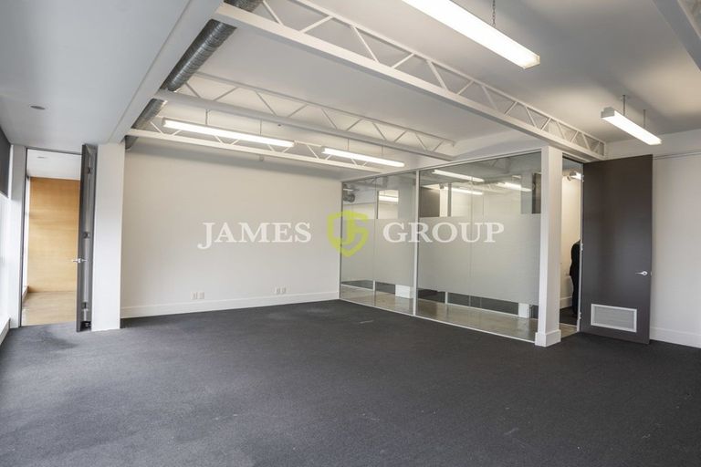 Photo of property in 1b/6 Kingdon Street, Newmarket, Auckland, 1023