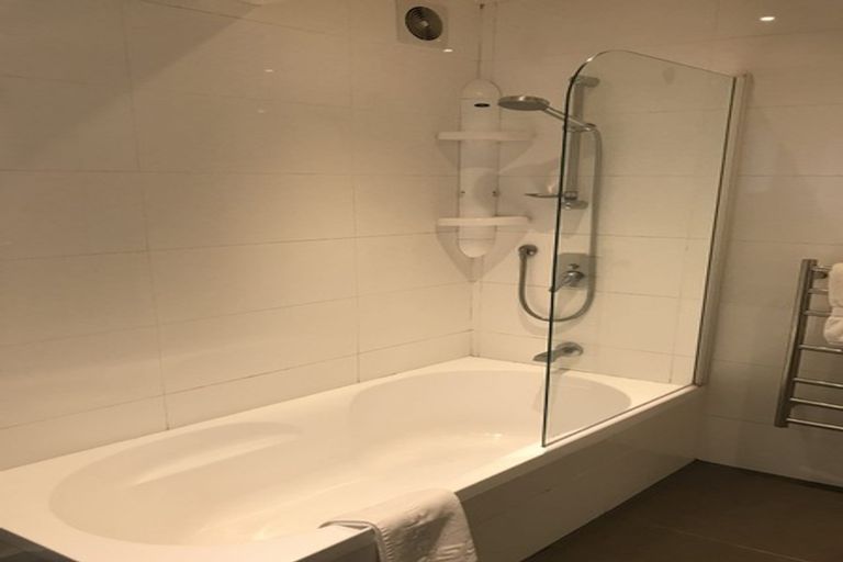 Photo of property in 82a Madras Street, Khandallah, Wellington, 6035