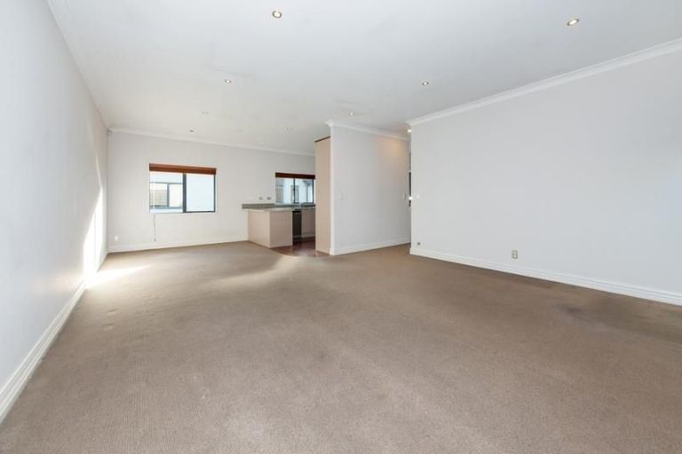Photo of property in 13 St Johns Road, Saint Johns, Auckland, 1072