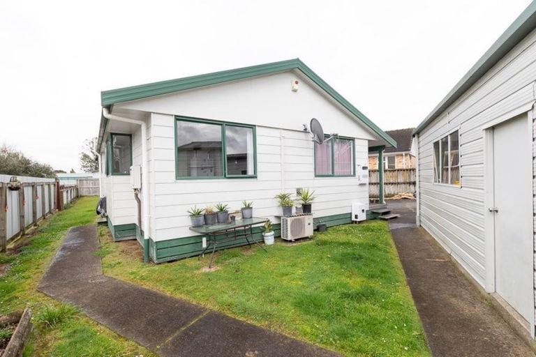 Photo of property in 8a Perry Place, Bader, Hamilton, 3206