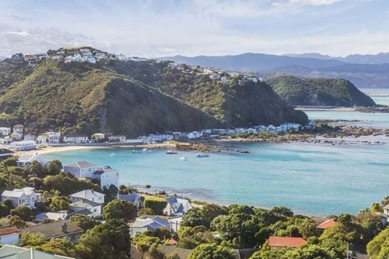 Photo of property in 9/52 High Street, Island Bay, Wellington, 6023