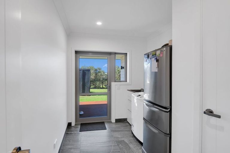 Photo of property in 3 Carex Grove, Foxton Beach, Foxton, 4815