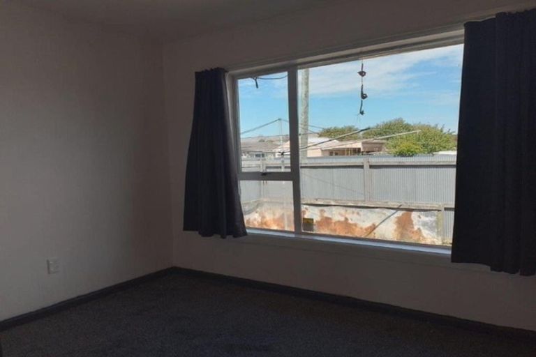 Photo of property in 24 Digby Place, Bromley, Christchurch, 8062