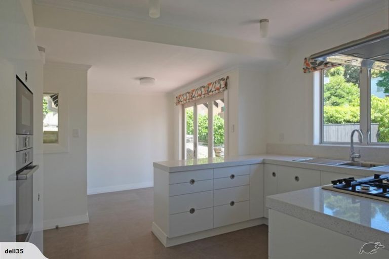 Photo of property in 100 Bolton Street, Kelburn, Wellington, 6012