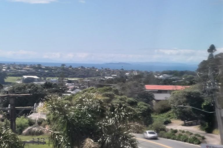 Photo of property in 2/491 Whangaparaoa Road, Stanmore Bay, Whangaparaoa, 0932