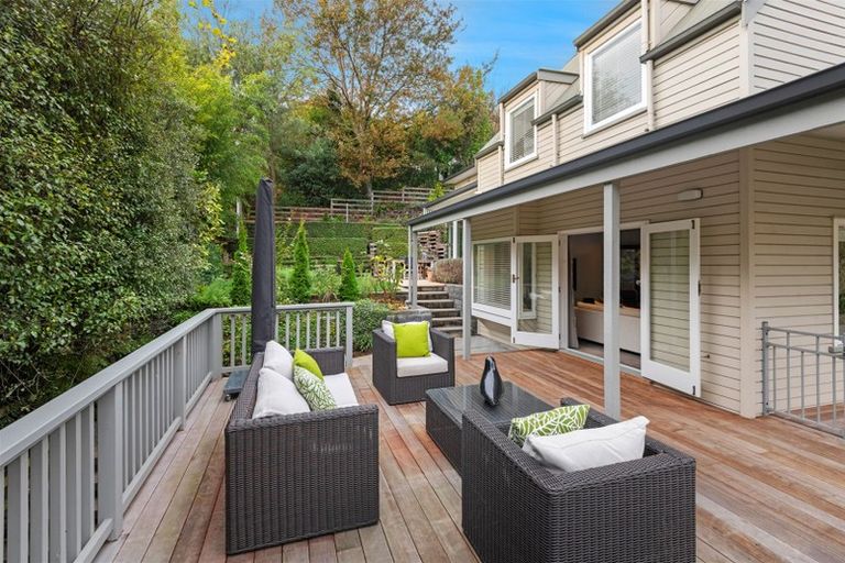 Photo of property in 13 Shalamar Drive, Cashmere, Christchurch, 8022