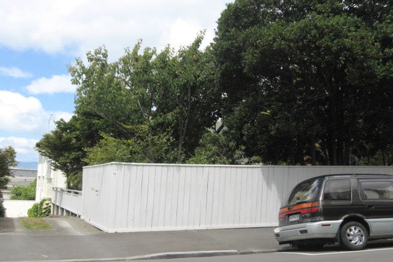 Photo of property in 13 Tinakori Road, Thorndon, Wellington, 6011